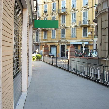 Appartamento Al Mare Di Вентимилья Экстерьер фото